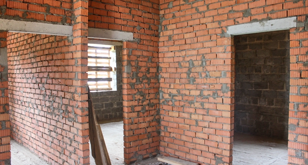 Кирпичная кладка перегородок,кирпичная кладка стен и перегородок,цены ...